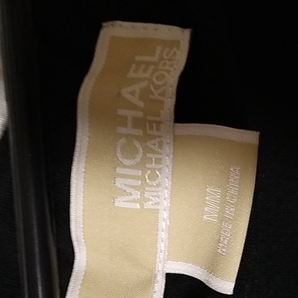 Top - Picture 4 of 4